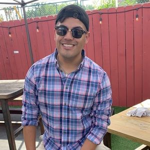 Meet your Posher, Damian